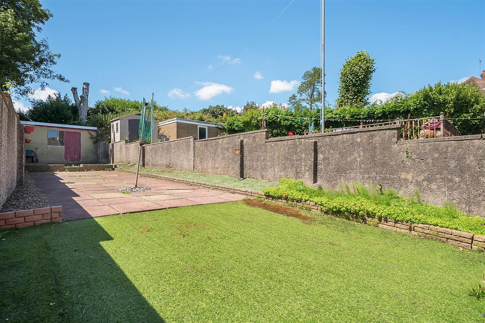 Llangyfelach Road, Treboeth, Swansea, SA5 9EL